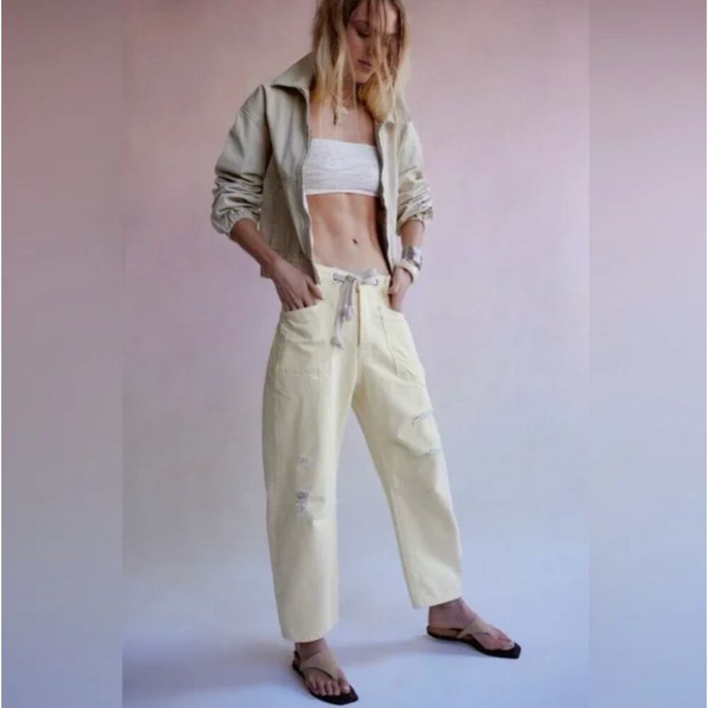 NWT We The Free Moxie Pull On Barrel Jeans | Lemon Icing | Size 32